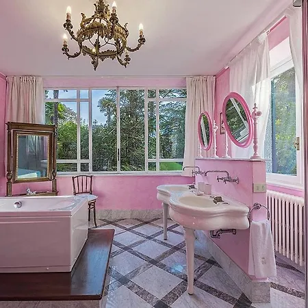 Villa San Siro Sleeps 20 Pool Air Con Wifi